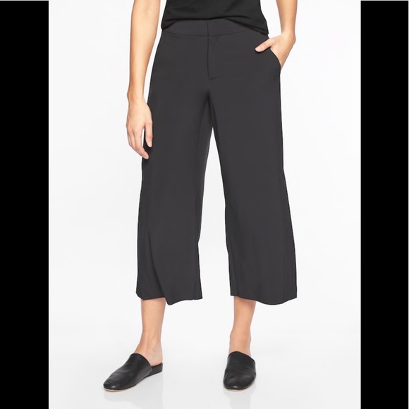 Athleta Tribeca crop pant 8 - Picture 2 of 6